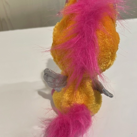 Hatchimals Horse With Wings - Picture 3 of 4